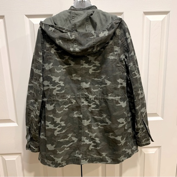 Universal Thread Camo Jacket - Picture 7 of 7